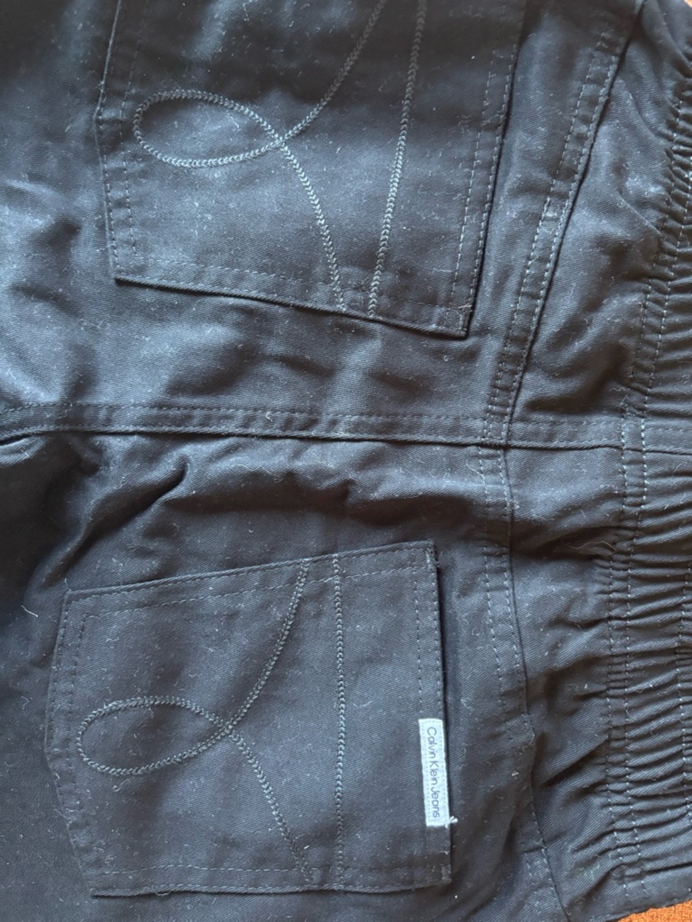 Calvin Klein Jeans Two Piece Set - Picture 7 of 8
